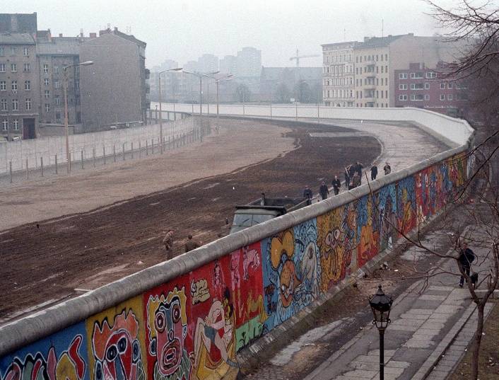 As of 13 August 1961, Berlin was cut in half by a continually reinforced, expanded barrier. The wall's “death 